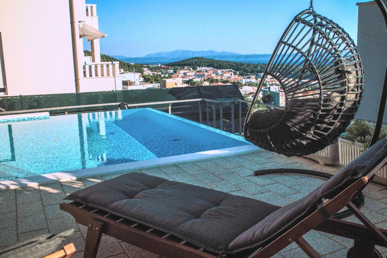 Apartment With Private Pool "Patricia" Makarska Eksteriør billede