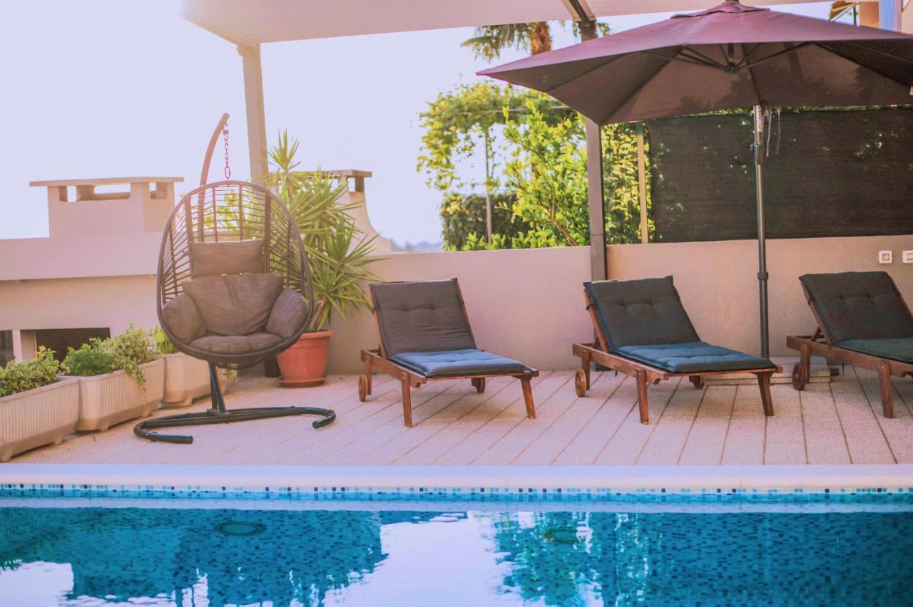 Apartment With Private Pool "Patricia" Makarska Eksteriør billede